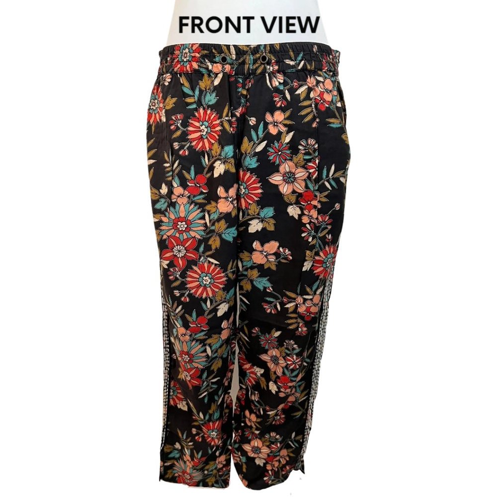Anthropologie Cropped Floral Pants - Size Medium
